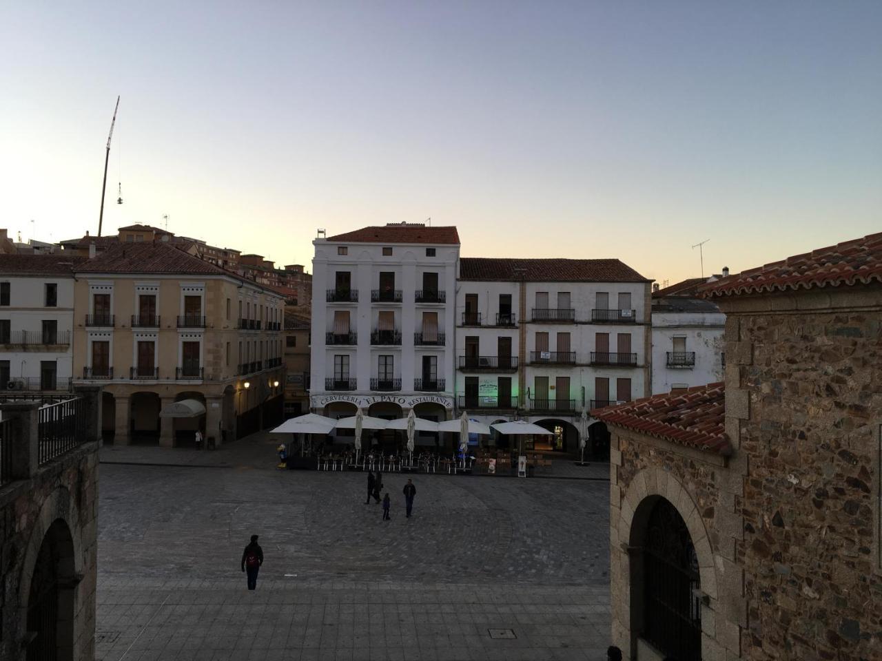 Apartamento Plaza Mayor Caceres Appartement Buitenkant foto